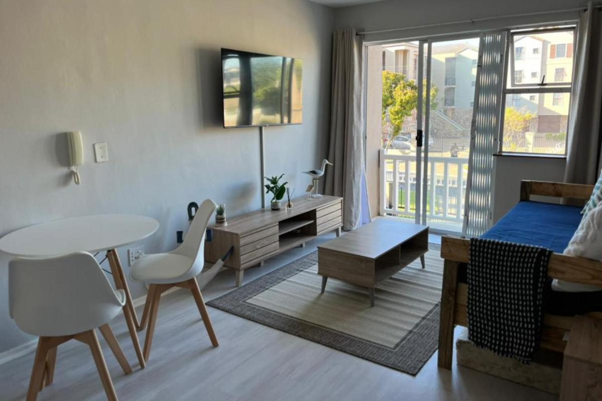 Beautiful Beachhouse In Blouberg * Cape Town