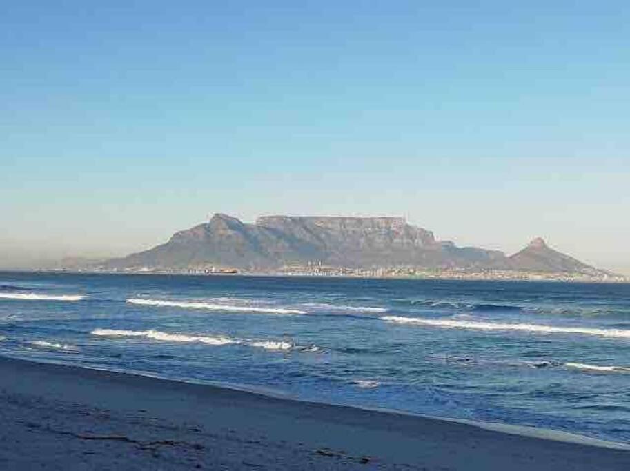 Beautiful Beachhouse In Blouberg Apartment *