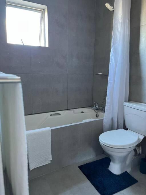 Beautiful Beachhouse In Blouberg Cape Town